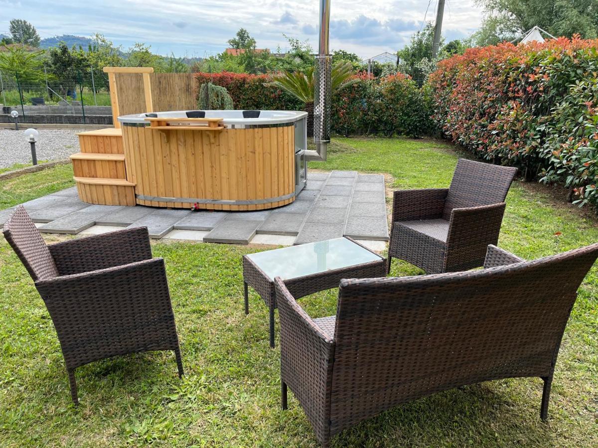 Vila La Camelia Massa e Cozzile Exteriér fotografie