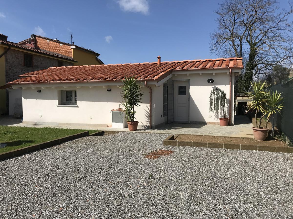 Vila La Camelia Massa e Cozzile Exteriér fotografie