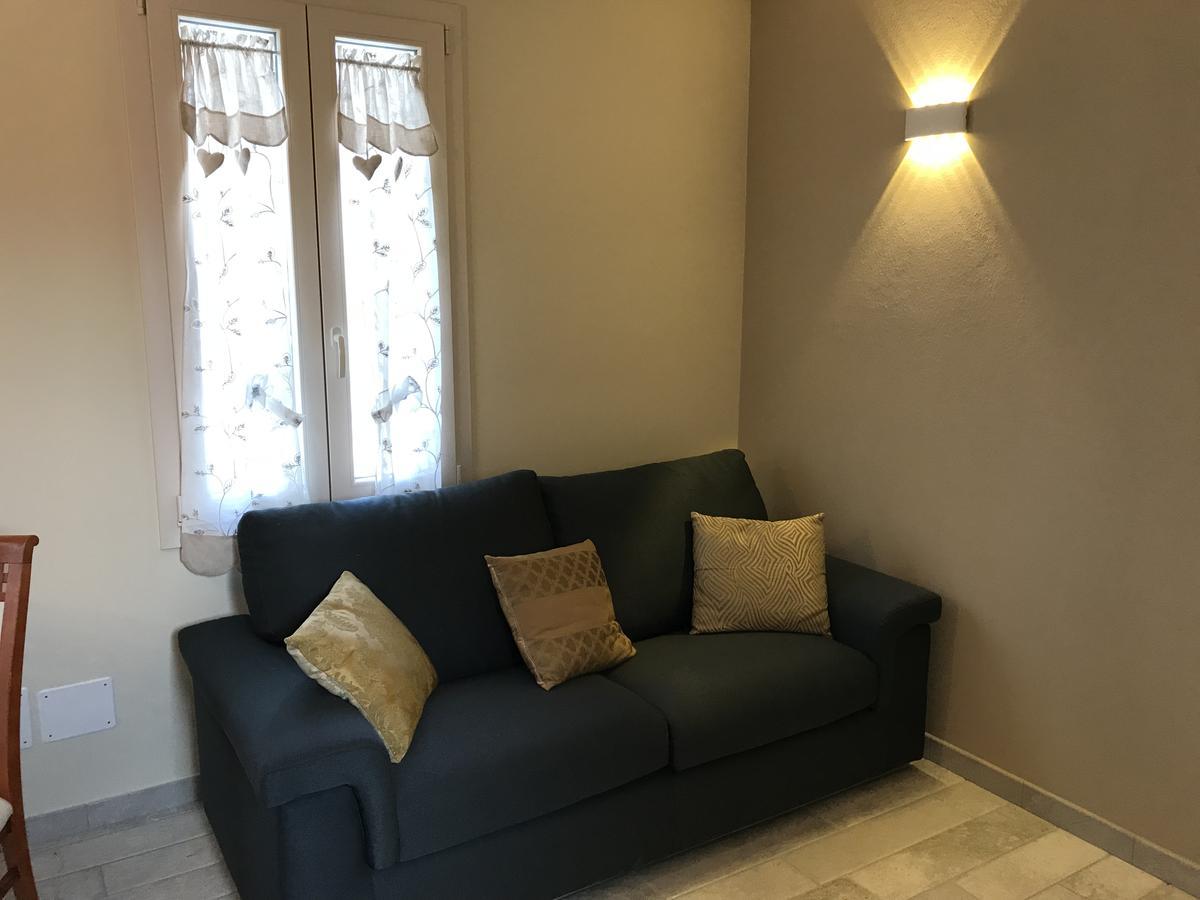 Vila La Camelia Massa e Cozzile Exteriér fotografie